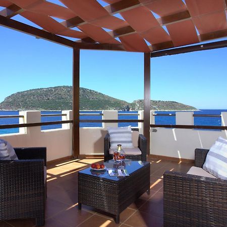 Faros Luxury Suites マラトポリス エクステリア 写真