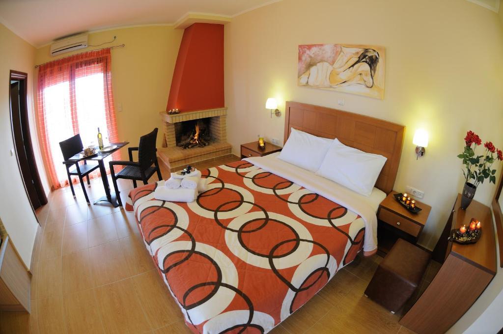 Faros Luxury Suites マラトポリス エクステリア 写真
