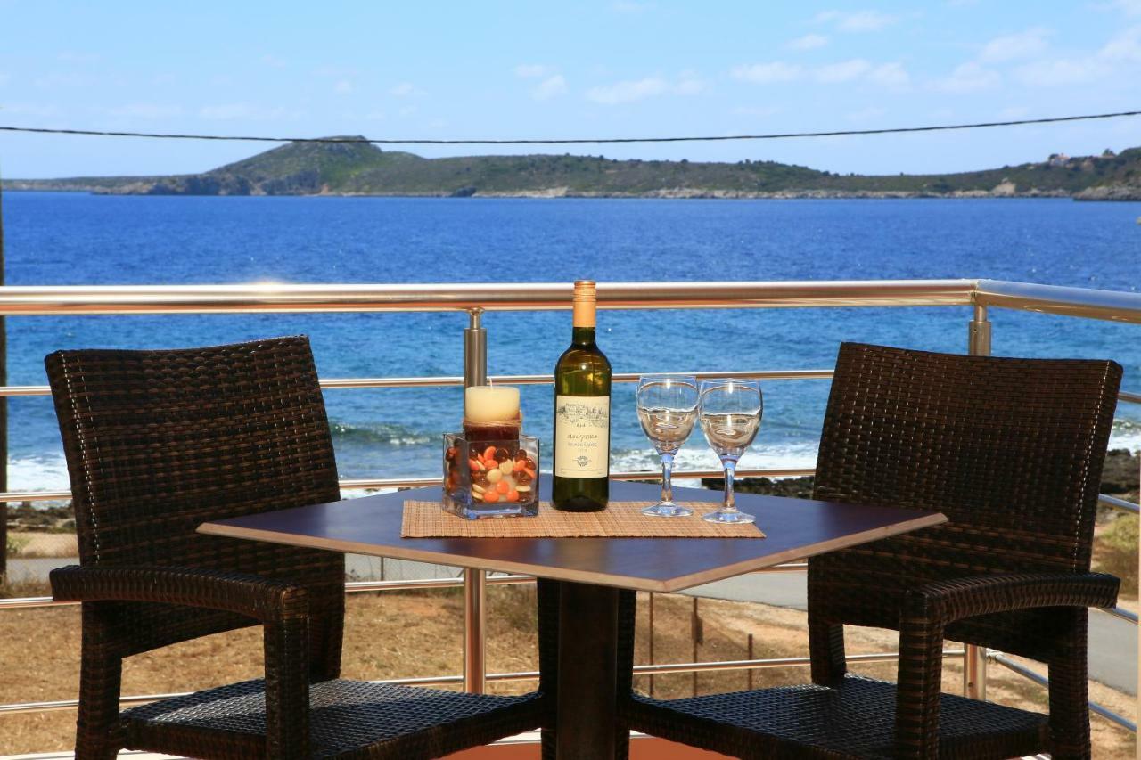 Faros Luxury Suites マラトポリス エクステリア 写真